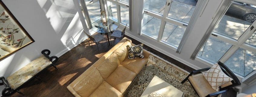 Chicago Home Buyer's Guide provides the best tips for buying in Chicago including how to buy a Chicago condo and how to buy Chicago real estate in general.