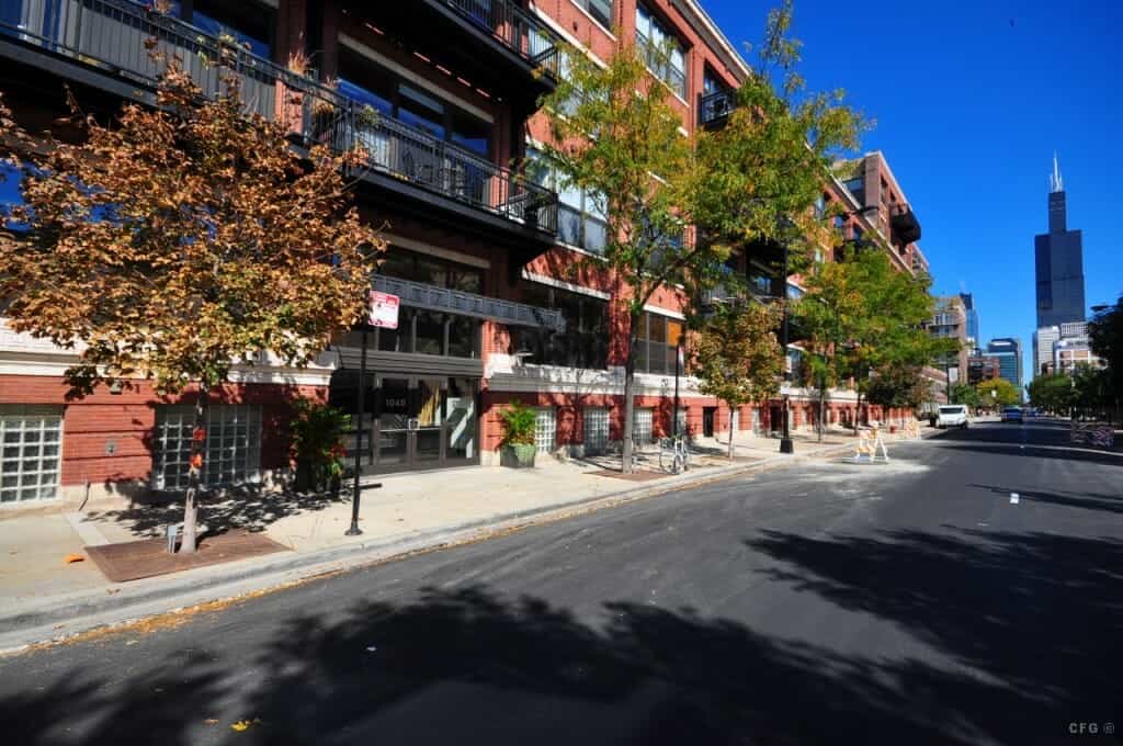 1040 W. Adams. No Ten Lofts. No 10 Lofts.