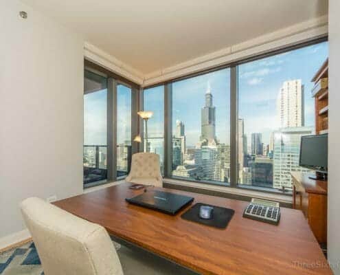 Chicago highrise condo with views - office