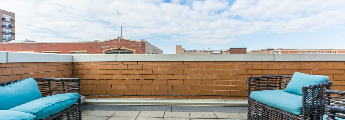 West Loop 3-Bedroom Townhome For Sale - Roof Deck