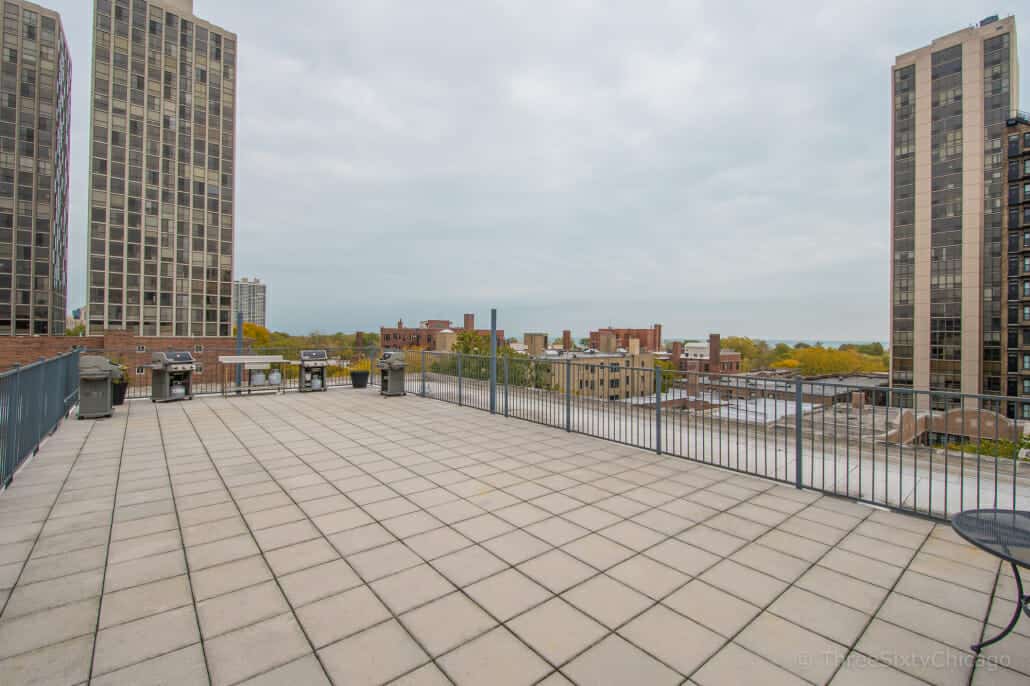 Roof deck overlooking chicago