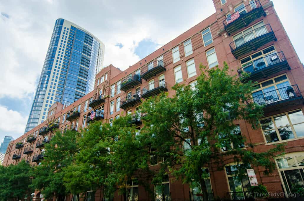 River Bank Lofts - 550 N Kingsbury, Chicago IL - Exterior