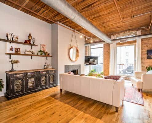 Chicago River North timber loft - 550 Kingsbury unit 316 - living area