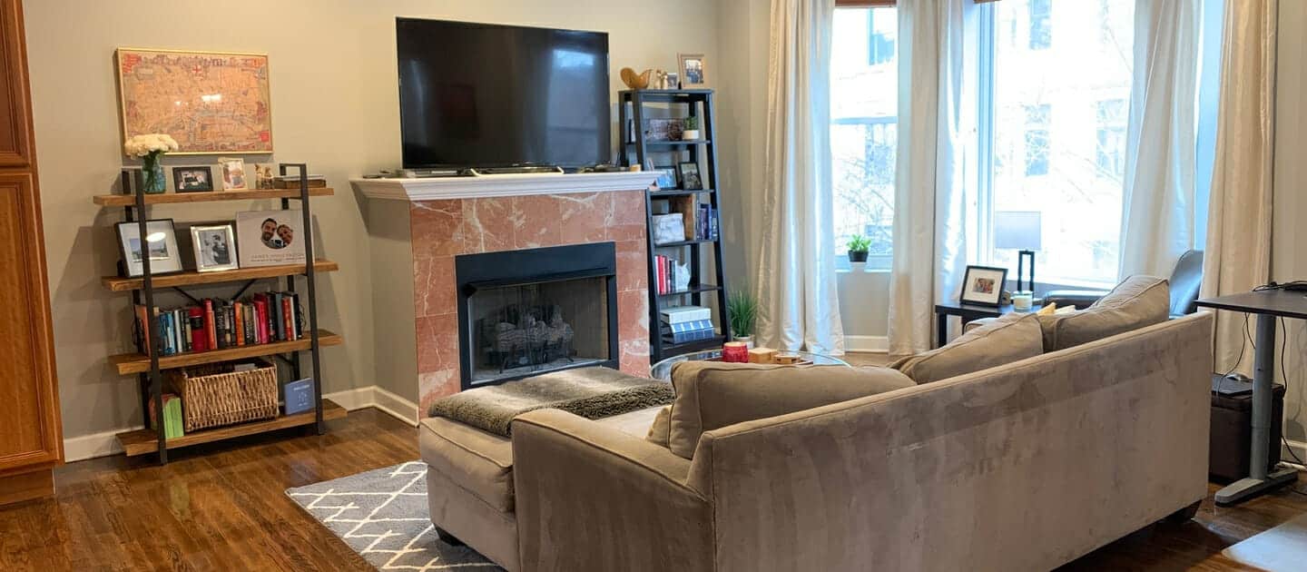 616 W Barry Ave, Chicago IL 60657 - Living Area