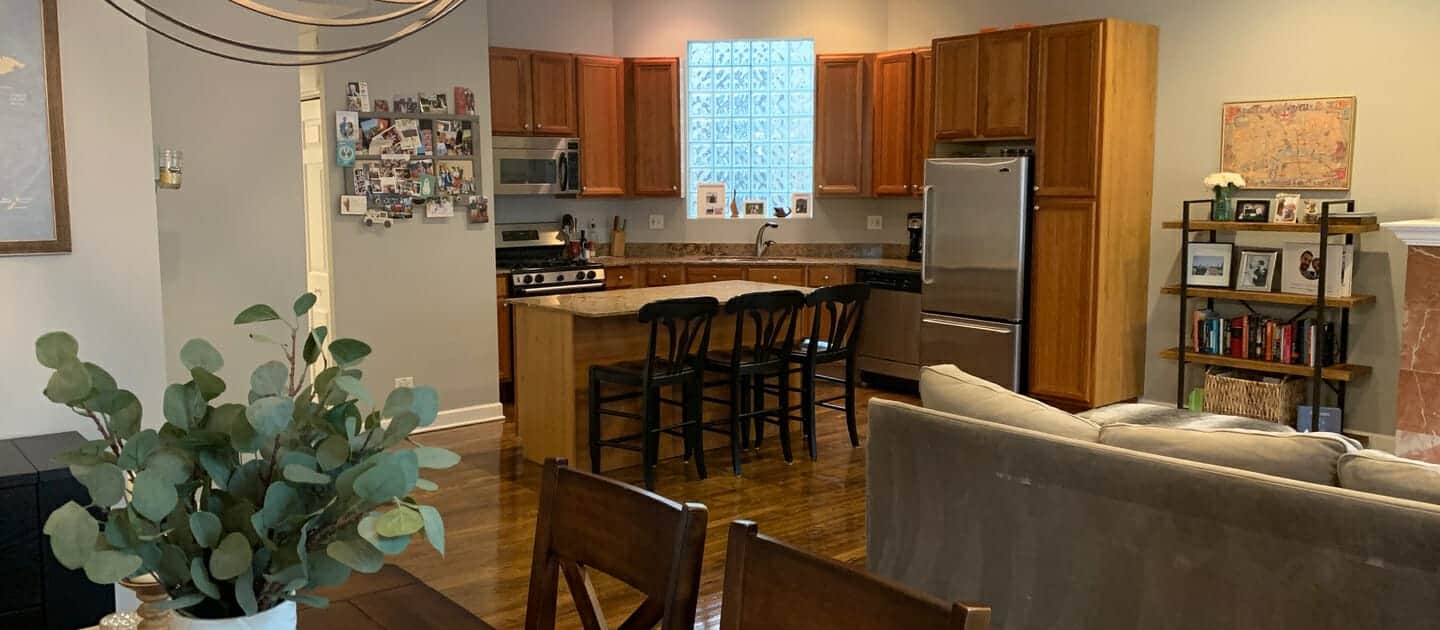 616 W Barry Ave, #3, Chicago IL 60657 - Open Floor Plan