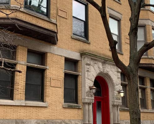 616 W Barry Ave, Chicago IL 60657 - Exterior