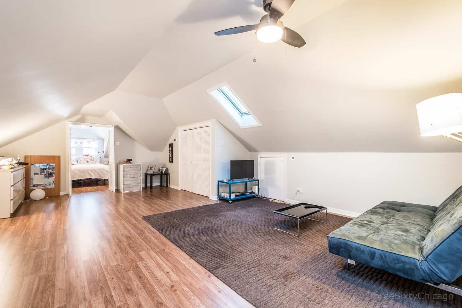 Upper level
