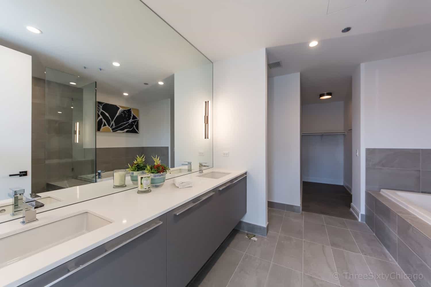 West Loop Luxury Condo at Illume Best Chicago Properties